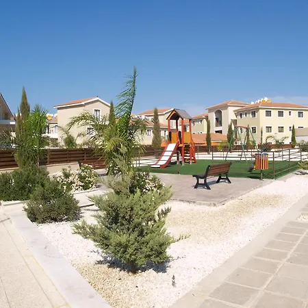 Family 2 Bedroom In Kyklades